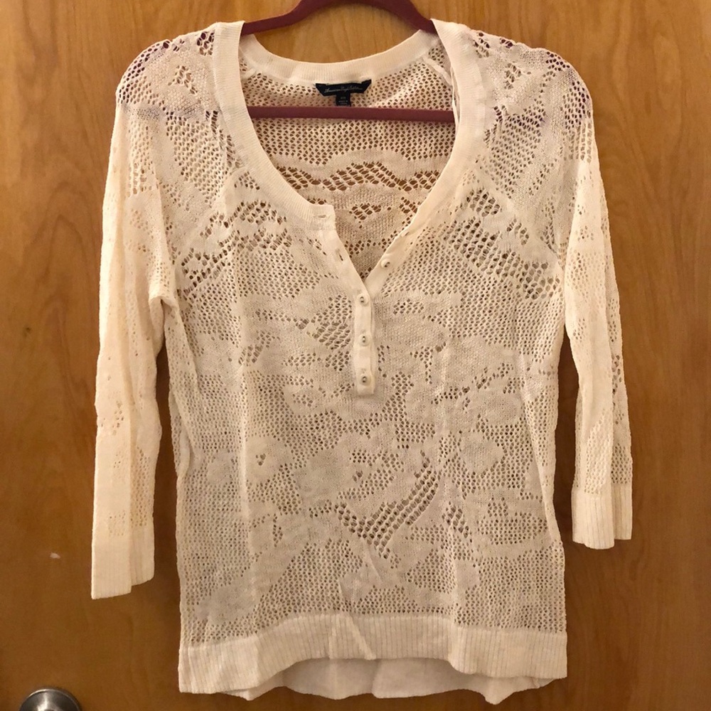 White crochet / knit quarter length sweater